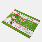 FUN Sneeuwman in rood Pet en sjaal | GROENE Kerstm Deurmat (Schuin)