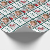 Fun Typografie | Kerstgroene en witte foto Cadeaupapier (Hoek)