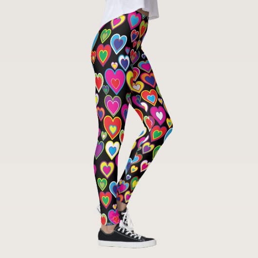 Fun Vibrant Eye-catching Rainbow of Hearts Pattern Leggings (Rechts)