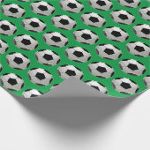 Fun Voetbal Pattern on Green Wrapping Paper Cadeaupapier (Hoek)
