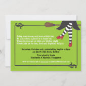 Fun Wyed Witch op Broom Halloween Party Kaart (Achterkant)