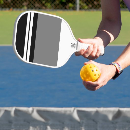 Fun Zwart Wit Racing Stripes Grijs Kleurenblok Pickleball Paddle (Insitu)