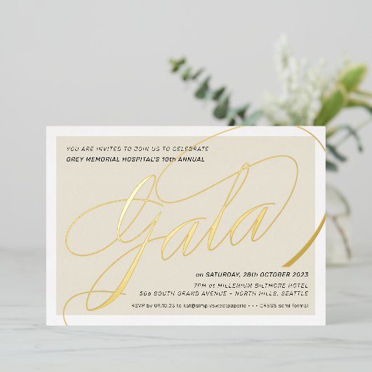 FUNCTIONEREN VAN GALA elegant calligrafie ivoorgou Folie Uitnodiging (Staand Voorkant)