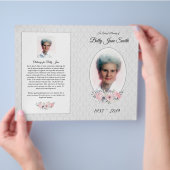 Funeral Mass-programma | Grijs en Roze Floral Flyer (Hand)