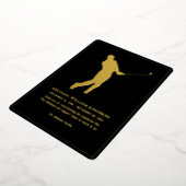 Funeral Memorial Black en Gold Golf Player Folie Uitnodiging (Gedraaid)