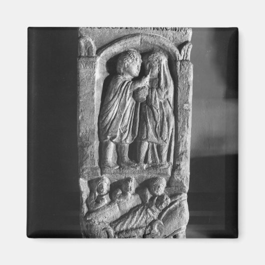 Funerary stela die een dokter voorstelt magneet (Voorkant)