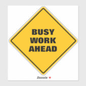 Fungerend druk werk vooruit pun wegbord geel sticker (Vel)