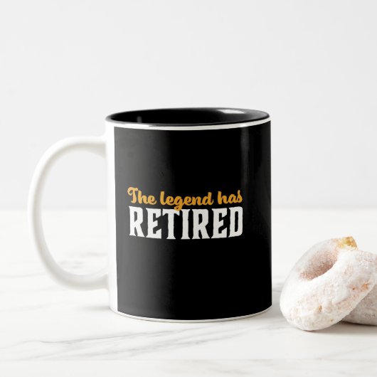 Fungerend gepensioneerd pensioen De legende is in  Tweekleurige Koffiemok (Met donut)