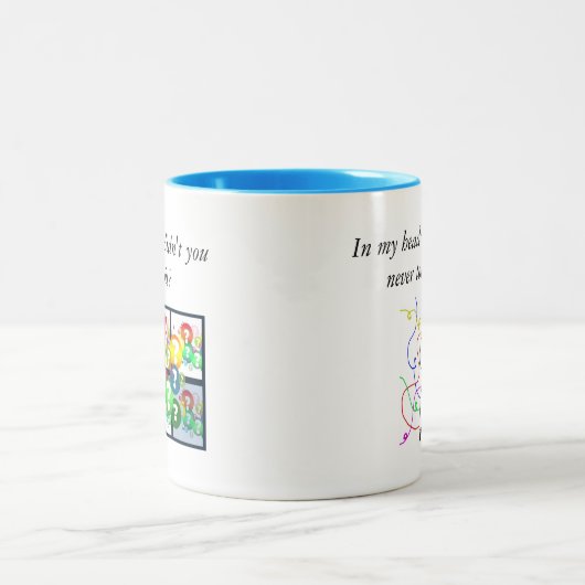 Fungerend overleg tussen baas en mok van koffie (Center)