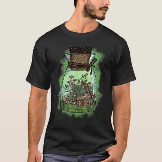 Fungus Magic Psilocybin Mushrooms In Glass Vase T-shirt (Voorkant)
