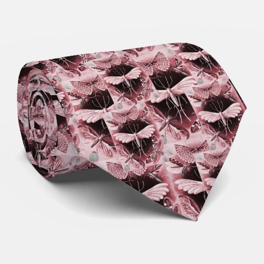 Fungus Moths in Soft Pink Stropdas (Opgerold)