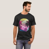 Funky 80s roze boombox met palmbomen t-shirt (Voorkant volledig)