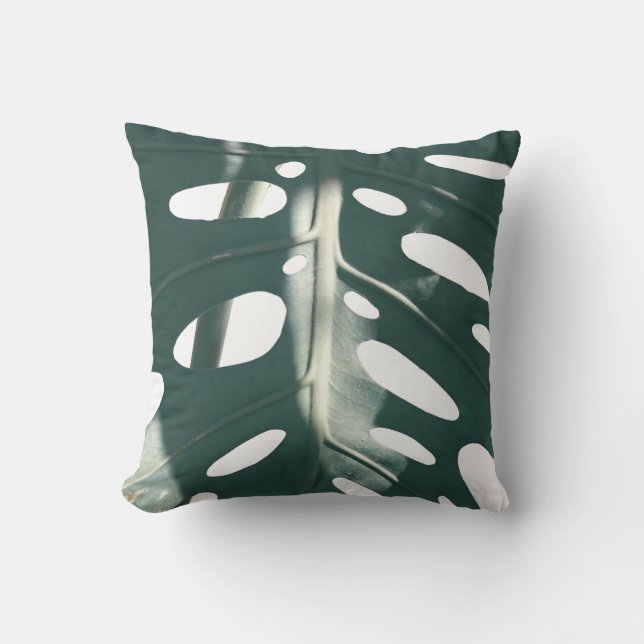 Funky Bleek Green Swiss Cheese Plant Kussen (Voorkant)