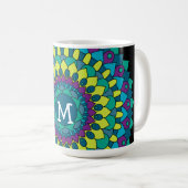 Funky boheemse bloemblaadjes met monogram koffiemok (Voorkant rechts)