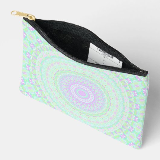 Funky Boho Muted Pastel Trippy Hippie Mandala Etui (Open)