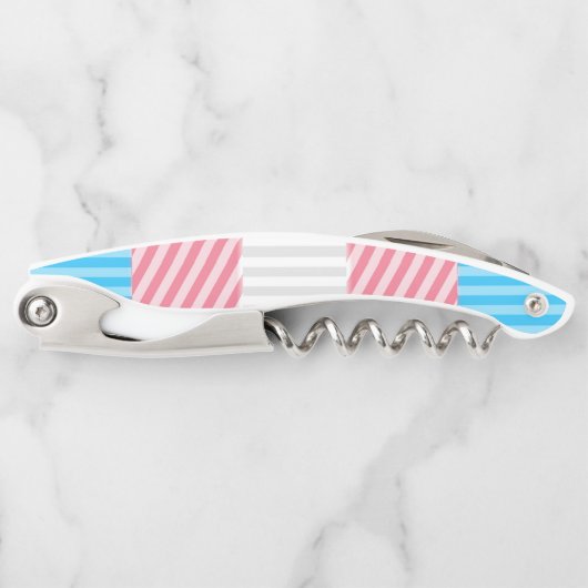 Funky Boho Streep Abstracte Transgender Pride Flag Kurkentrekker (Voorkant)