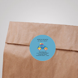 Funky Car on the Move aangekondigd Ronde Sticker