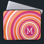 Funky Circle Pattern met Monogram Laptop Sleeve<br><div class="desc">Helder en kleurrijk ontwerp met veel curven en stippen. Als u de kunst van het veranderen van de doopvont moet aanpassen,  klik op de aanpassingsknoop.</div>