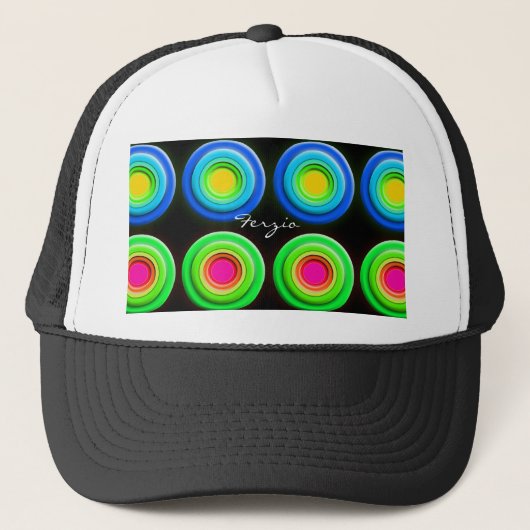 Funky Colorful 3D Circles Trucker Pet (Voorkant)