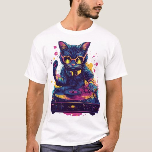 Funky DJ Cat – Retro Disco Kitty-feestje T-shirt (Voorkant)