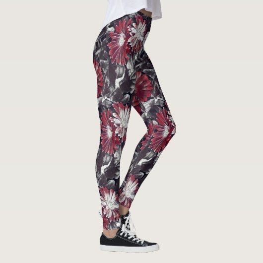 Funky floral in bold red and black leggings (Rechts)