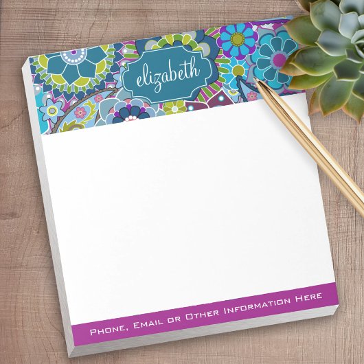 Funky Floral Pattern met aangepaste naam Notitieblok
