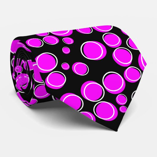 Funky Fuchsia Polka Dots on Black Stropdas (Opgerold)