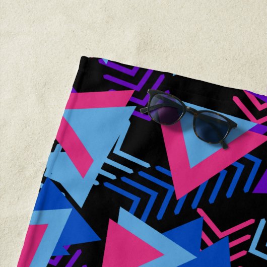 Funky Fun 80's 90's Geometric Pattern Beach Towel Strandlaken (In situ)