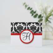 Funky & Fun Black Damask Red Trim Wedding RSVP Kaartje (Staand voorkant)