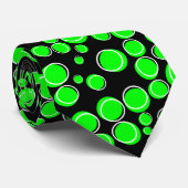 Funky Neon Green Polka Dots op zwart Stropdas (Opgerold)