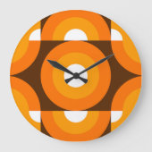 Funky Oranje Brown Retro Circles Art Patroon Grote Klok (Voorkant)