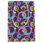 Funky Paarse Circles Gift Bag Medium Cadeauzakje (Voorkant)