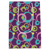 Funky Paarse Circles Gift Bag Medium Cadeauzakje (Achterkant)