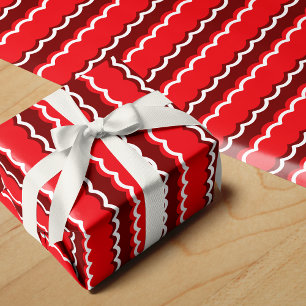 Funky Red en White Scallop Stripe Cadeaupapier