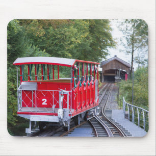 Funky Red Funicular Mousepad Muismat