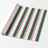 Funky Red Green en White Scallop Stripe Cadeaupapier (Uitgerold)