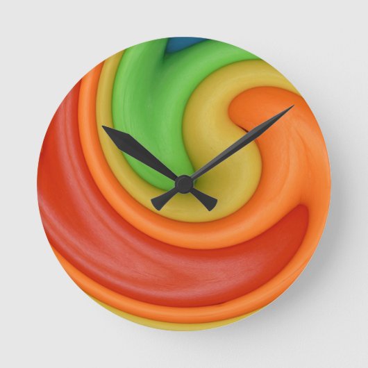 Funky Red Oranje Yellow & Green Swirly Ronde Klok (Voorkant)