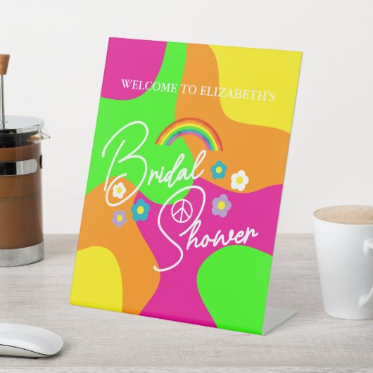 Funky Retro Bruiloftsfeest Reclamebord Met Voetstuk (Insitu)