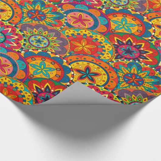 Funky Retro Colorful Mandala Pattern Cadeaupapier (Hoek)