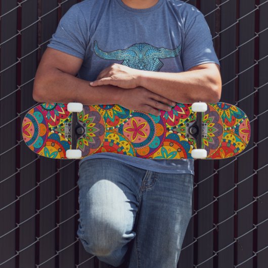 Funky Retro Colorful Mandala Pattern Skateboard (Buiten 3)