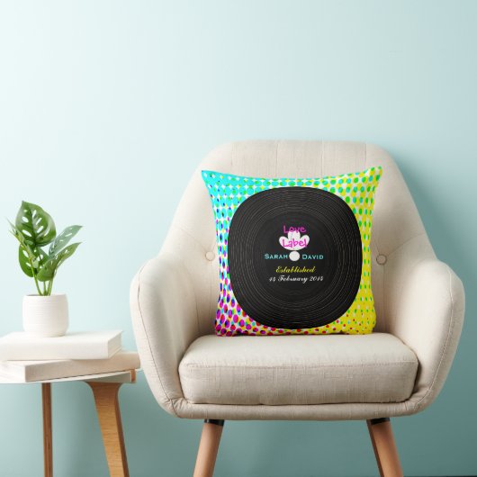 Funky Retro Vinyl Record Theme Wedding Gift Kussen (Stoel)