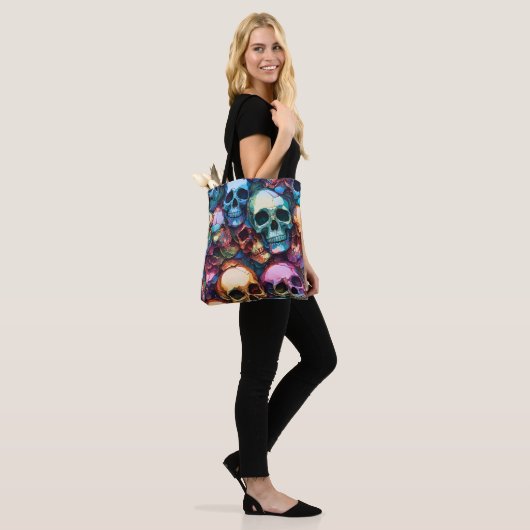 Funky Skulls Tote Bag (Op model)