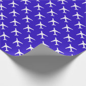 Funky White Plane Blue Background Pilot Aviation Cadeaupapier (Hoek)