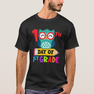 Funny 100th Day of First Grade Owl Gift Teacher St T-shirt