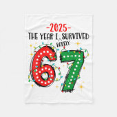 Funny 2025 The Year I Survived Barely 67 Christmas Fleece Deken (Voorkant)