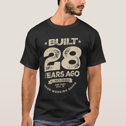 Funny 28th Birthday 28 Years old T-shirt (Voorkant)