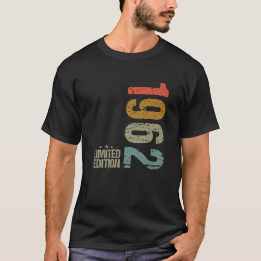 Funny 60e verjaardag, geboren in 1962 60 jaar oud  t-shirt (Voorkant)