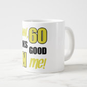 Funny 60th Birthday Gag Gift Grote Koffiekop (Voorkant rechts)
