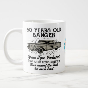 Funny 60th Birthday Retro Car Banger Add Name Date Grote Koffiekop