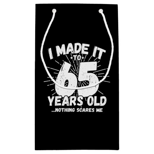 Funny 65th Birthday Quote Sarcastic 65 Year Old Klein Cadeauzakje (Achterkant)